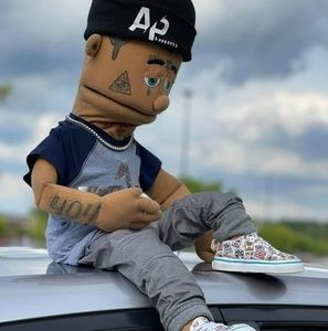 Meet your Posher, Mark